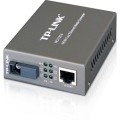 TP-Link MC112CS WDM �������������� � 1 ������ 10/100Base-TX � 1 ������ 100Base-FX � �������� SC (��: 1310 ��; RX: 1550 ��) ��� ������������ ����������� ������ (�� 20 ��)  [��������: 3 ����]